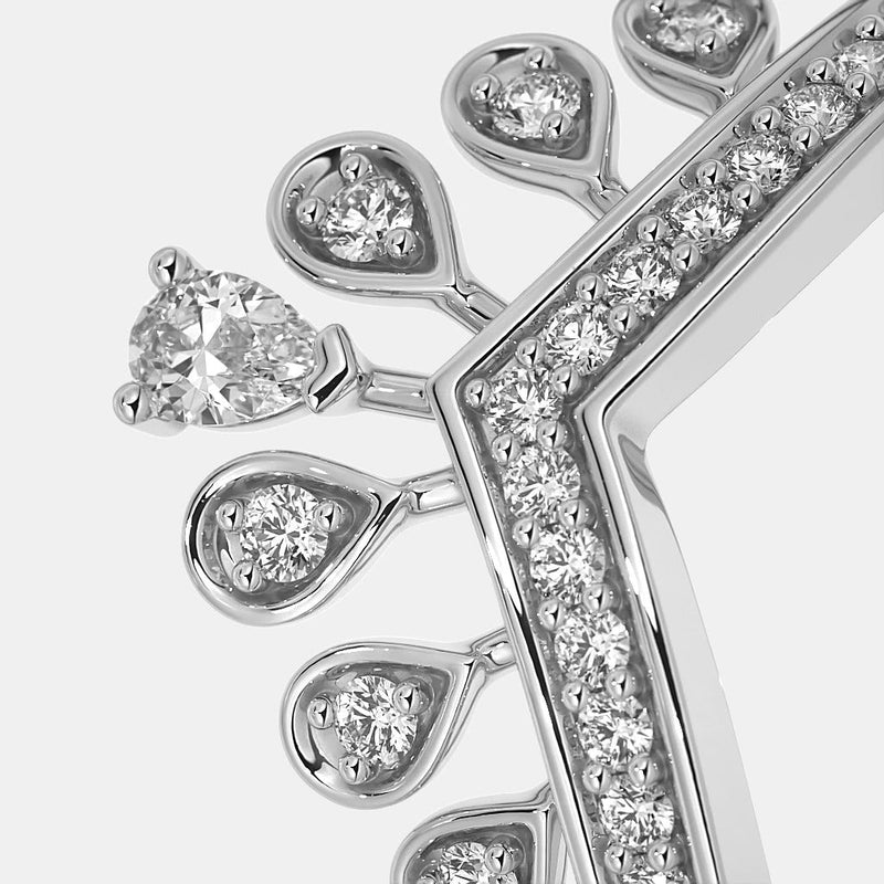 Queen's Crown detail view