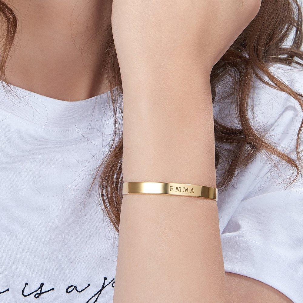 MY HEART BANGLE BRACELET