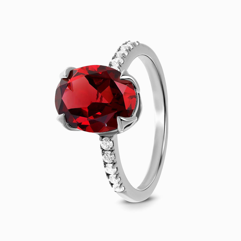 MAGIC GARNET RING detail view
