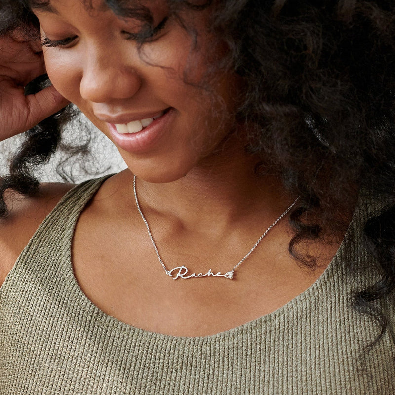 Diamond - Signature Name Necklace detail view
