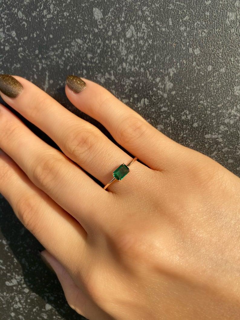 MINIMALIST EMERALD RING
