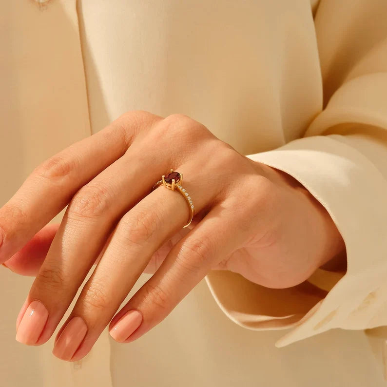 Exclusive Garnet Ring | 925 SILVER