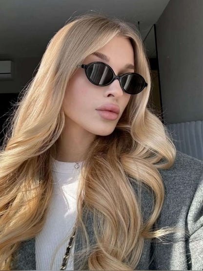 نظارات شمسية بيضاوية "كلارنس"